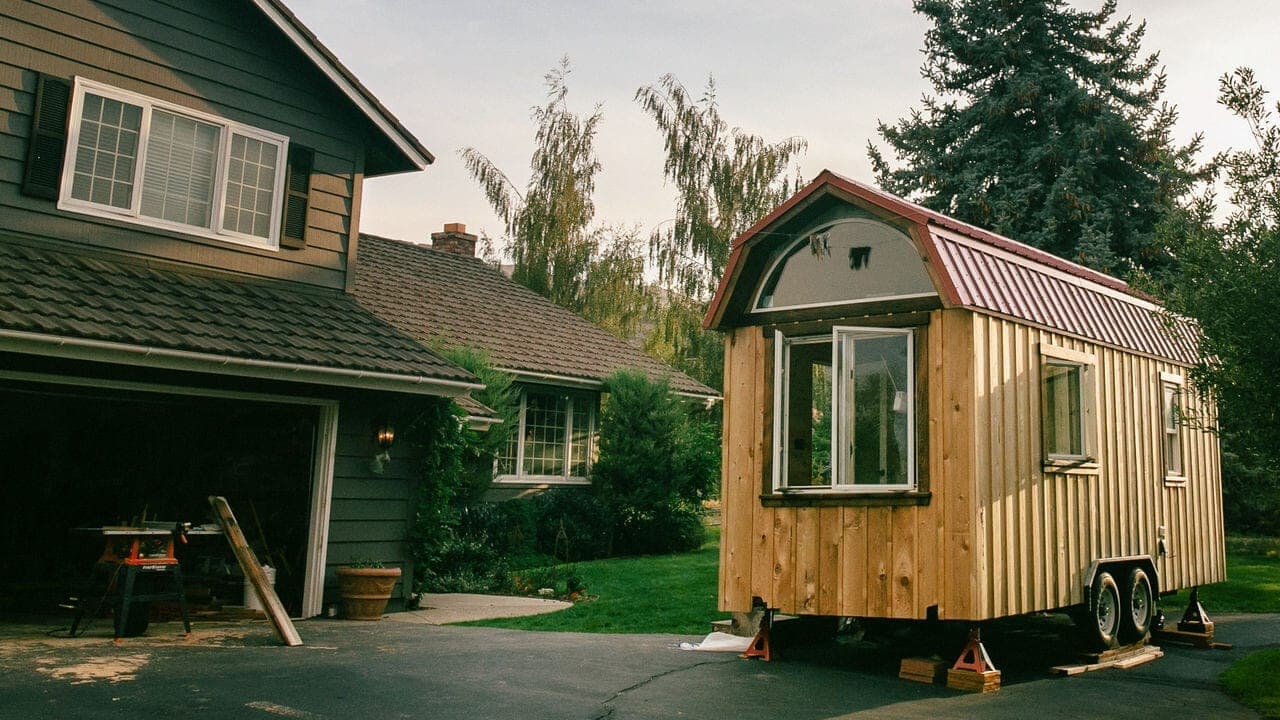 Small is Beautiful: A Tiny House Documentary backdrop