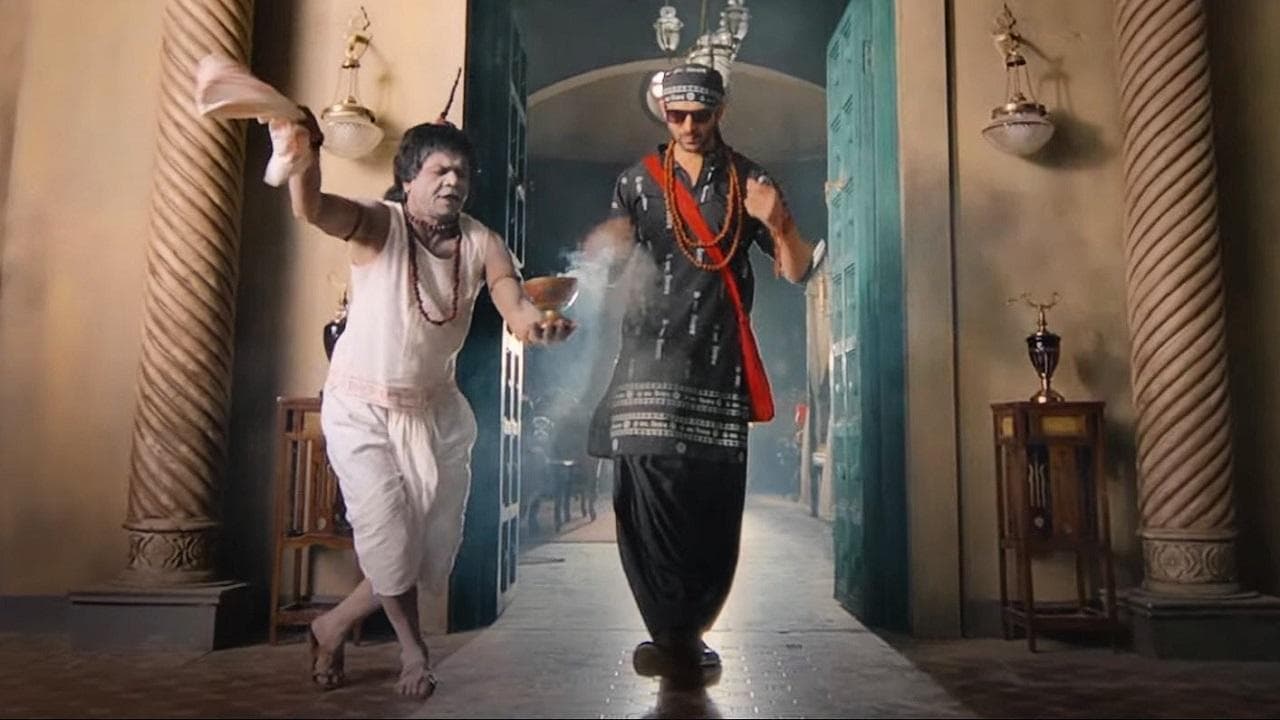 Bhool Bhulaiyaa 2 backdrop