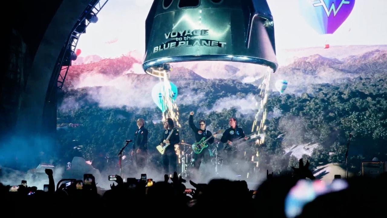 Weezer's Voyage to the Blue Planet: The Concert Film backdrop