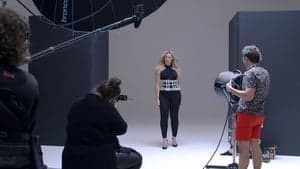 Straight/Curve: Redefining Body Image backdrop