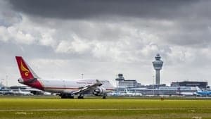 100 jaar Schiphol: Luchtzaken onder de zeespiegel backdrop