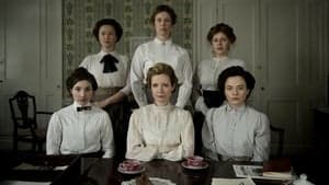 Suffragettes, with Lucy Worsley backdrop